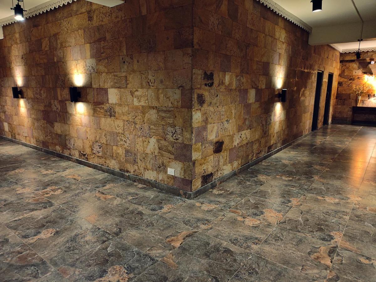 Hotel Acropolis Shillong Kültér fotó