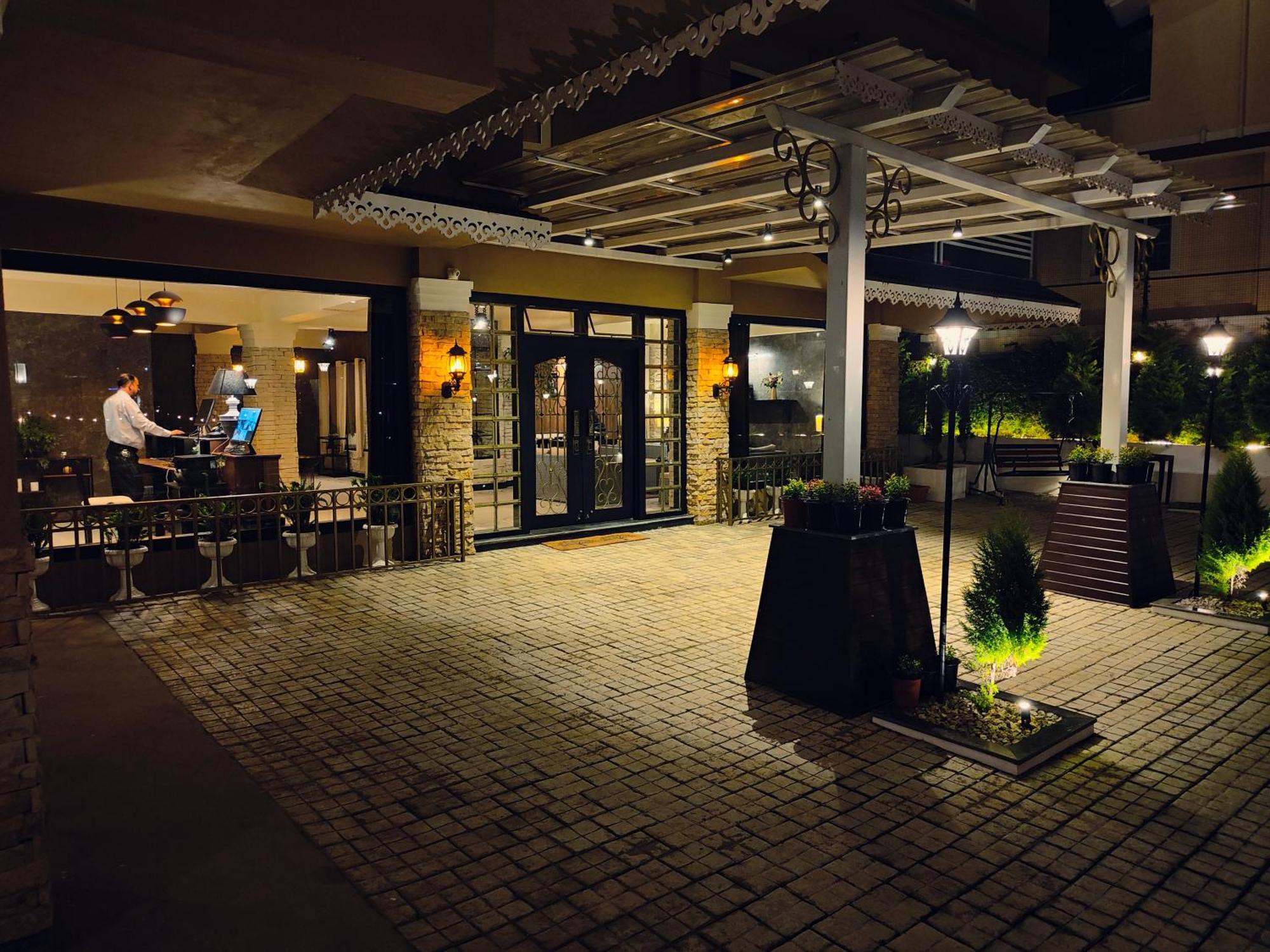 Hotel Acropolis Shillong Kültér fotó