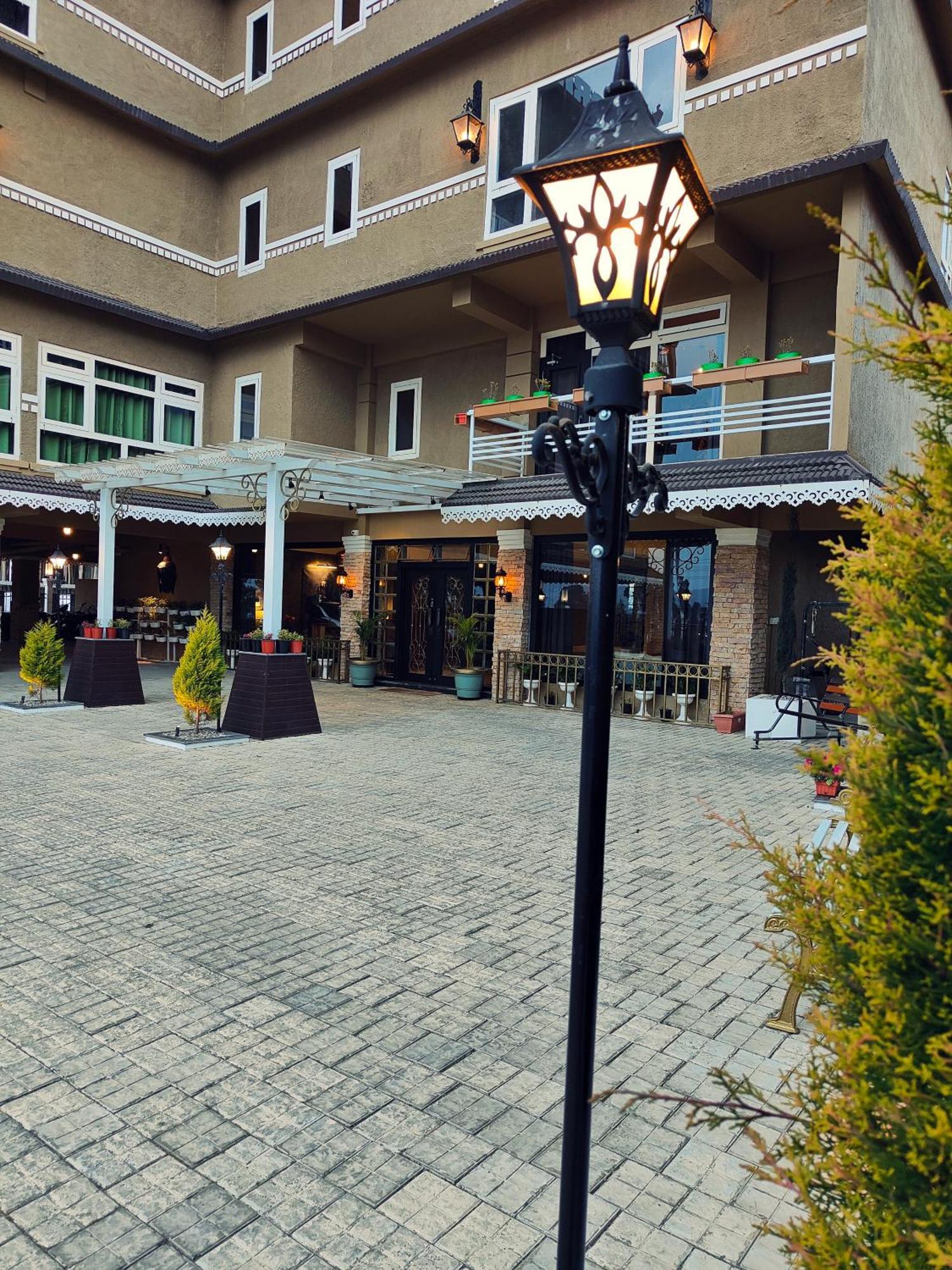 Hotel Acropolis Shillong Kültér fotó
